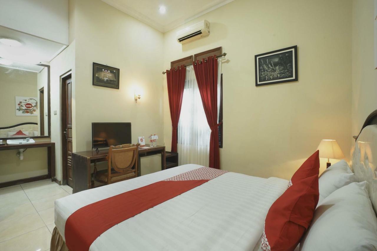 יוגיאקרטה Oyo 804 Ndalem Maharani Guest House מראה חיצוני תמונה