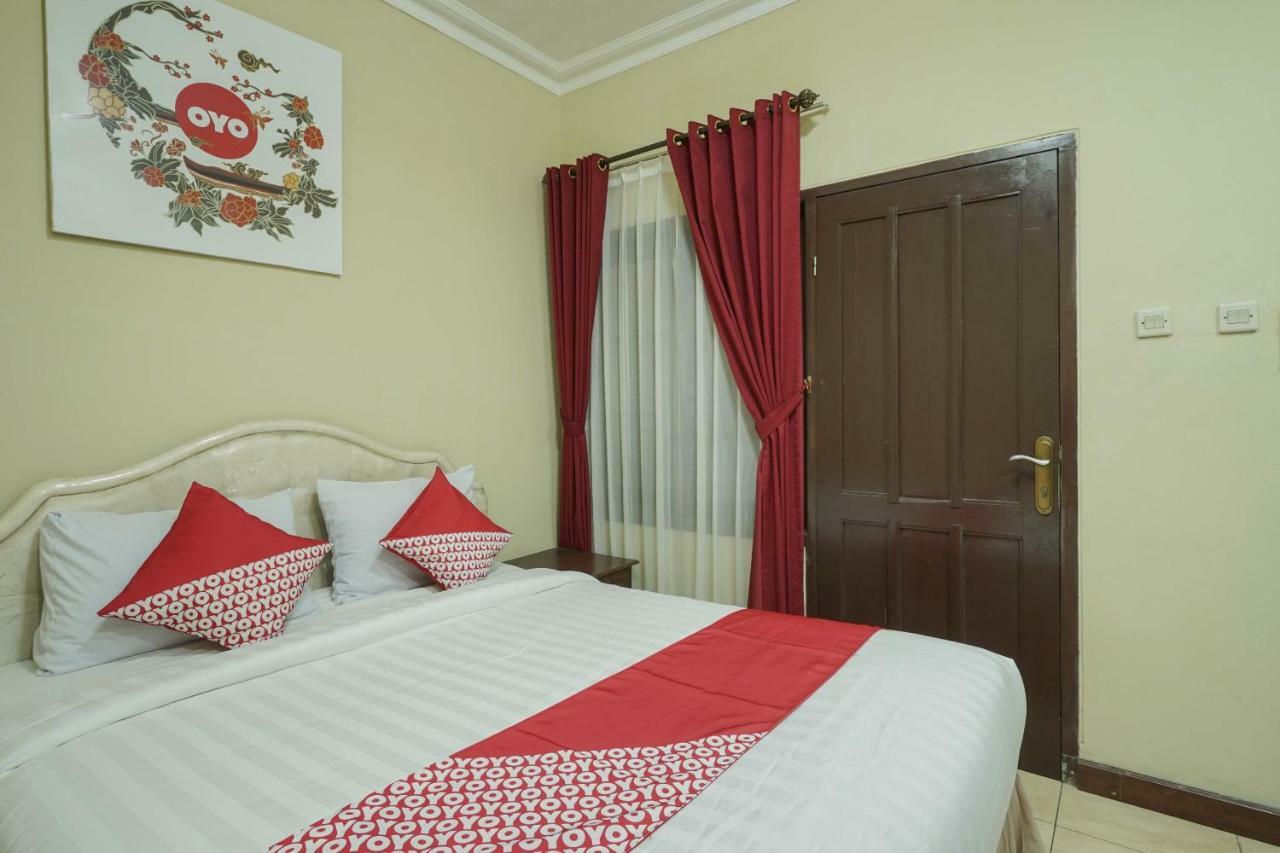 יוגיאקרטה Oyo 804 Ndalem Maharani Guest House מראה חיצוני תמונה