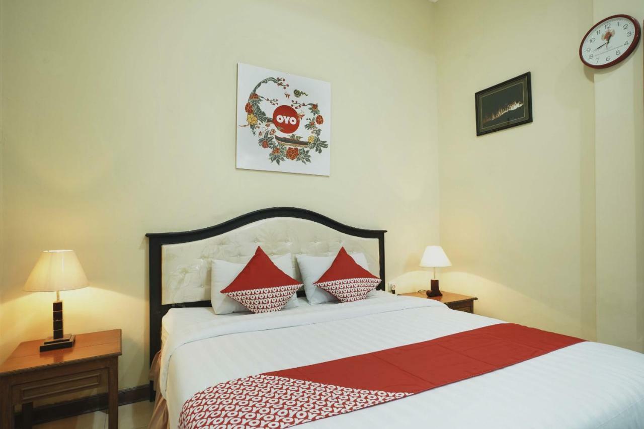 יוגיאקרטה Oyo 804 Ndalem Maharani Guest House מראה חיצוני תמונה