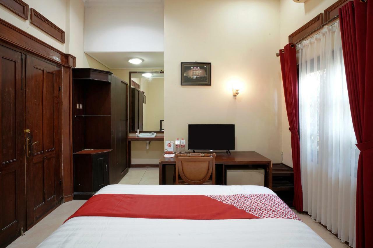 יוגיאקרטה Oyo 804 Ndalem Maharani Guest House מראה חיצוני תמונה