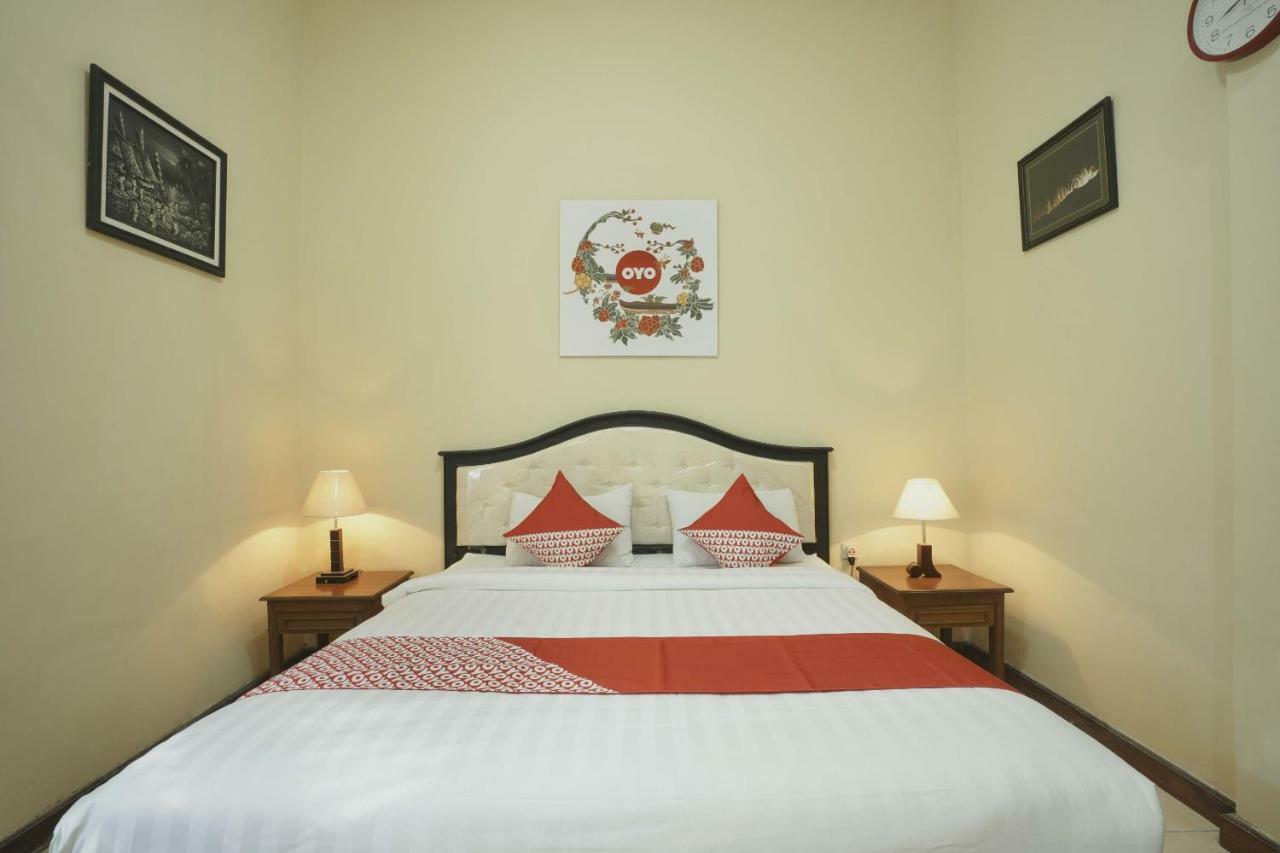 יוגיאקרטה Oyo 804 Ndalem Maharani Guest House מראה חיצוני תמונה