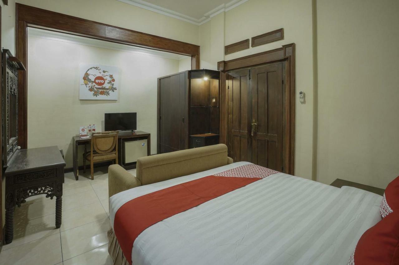יוגיאקרטה Oyo 804 Ndalem Maharani Guest House מראה חיצוני תמונה